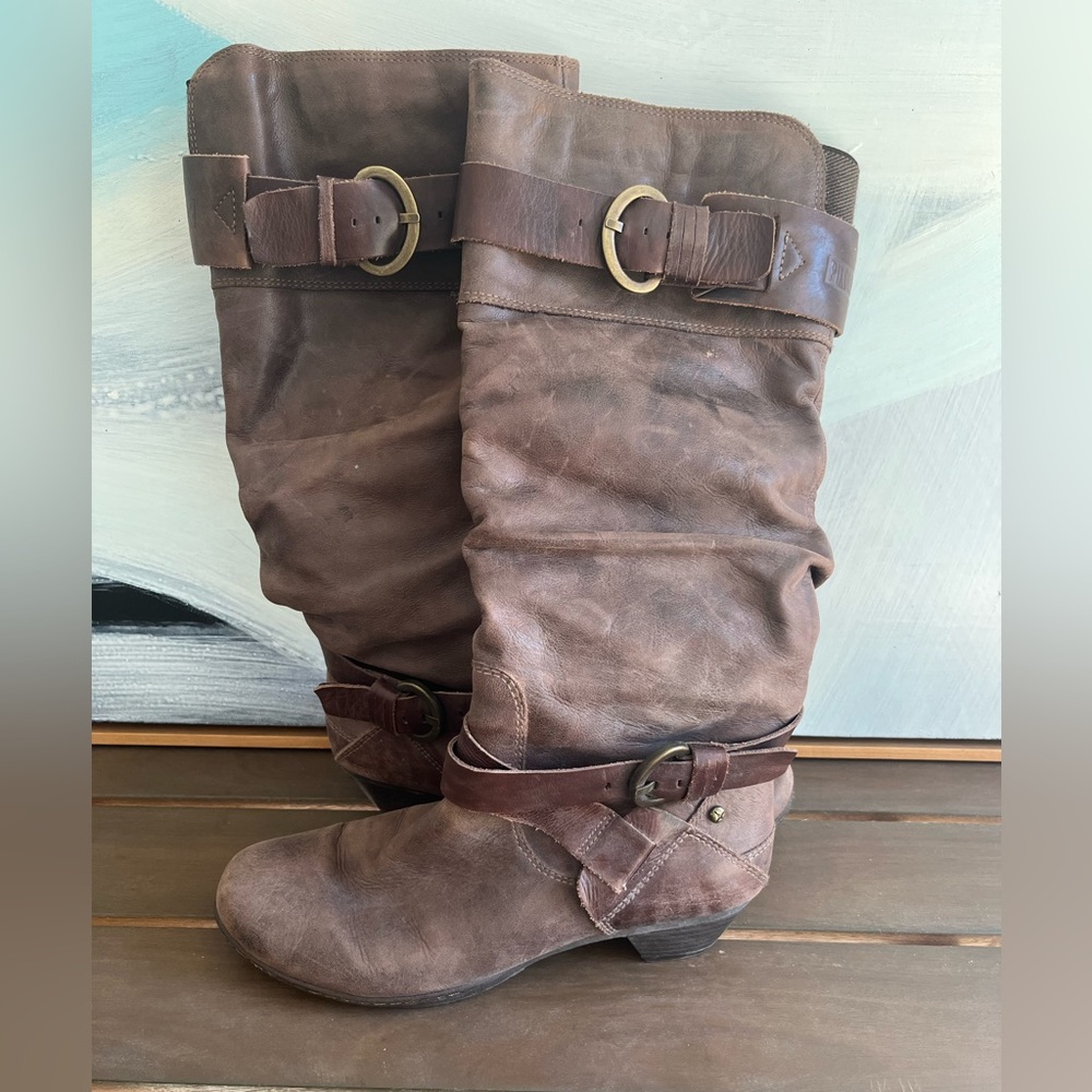 Pikolinos slouchy boots